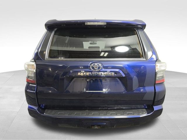 2016 Toyota 4Runner SR5 Premium photo 15