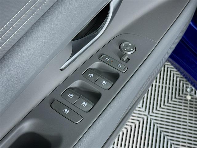 2025 Hyundai Elantra SEL Convenience photo 24