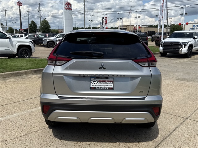 2024 Mitsubishi Eclipse Cross SE photo 4