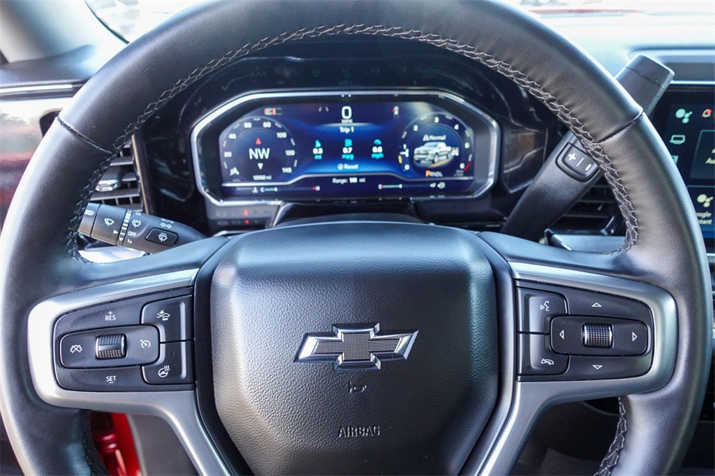 2025 Chevrolet Silverado 1500 RST photo 16
