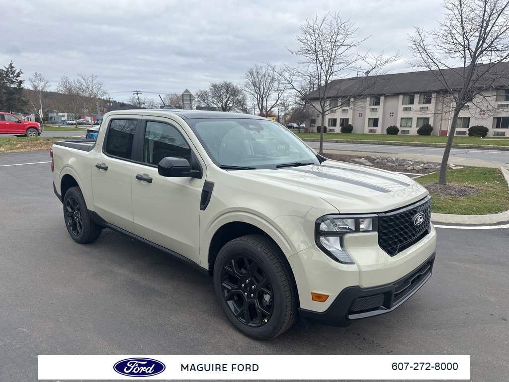 2025 Ford Maverick XLT's photo