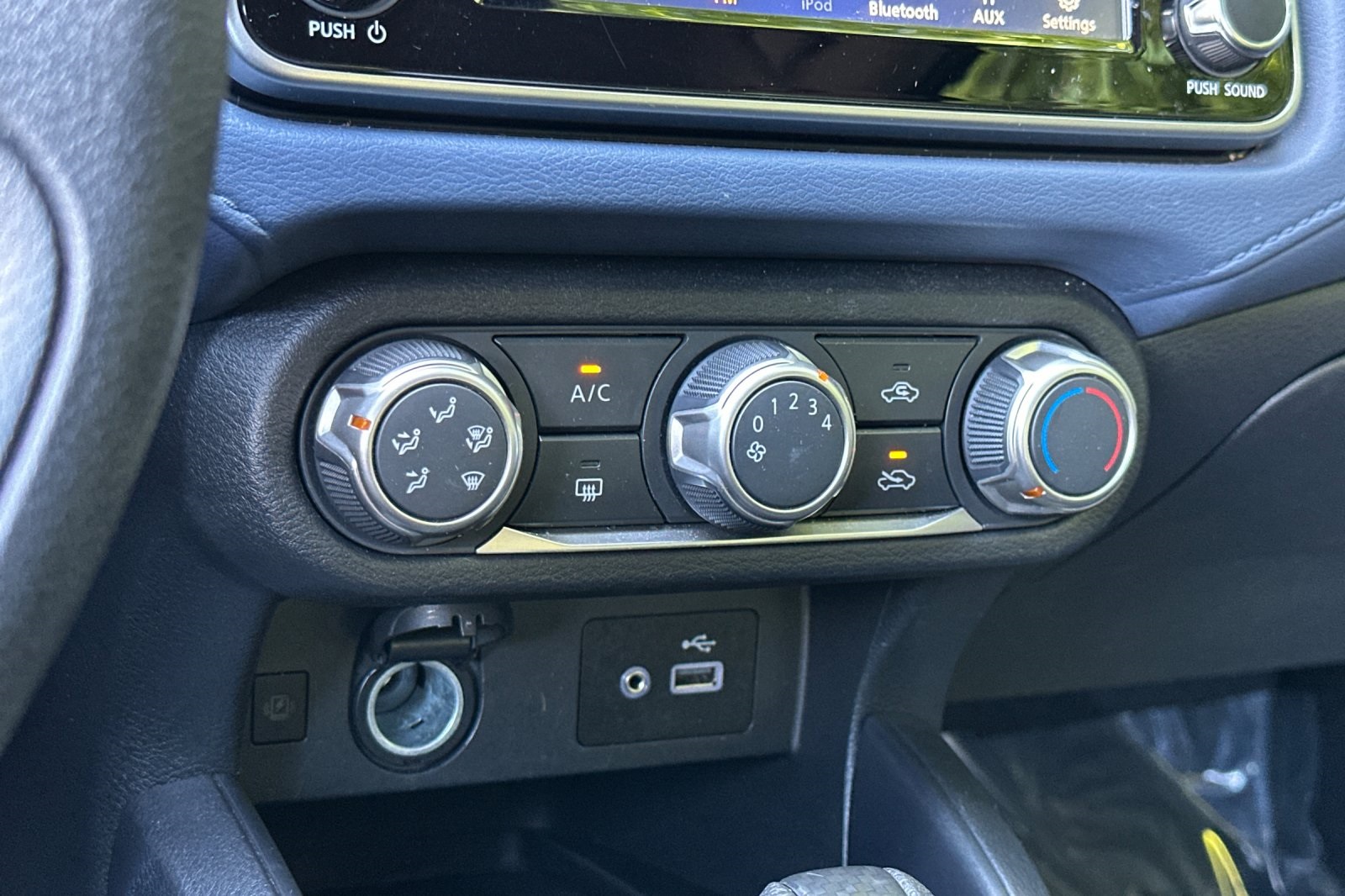 2023 Nissan Versa 1.6 SV photo 21