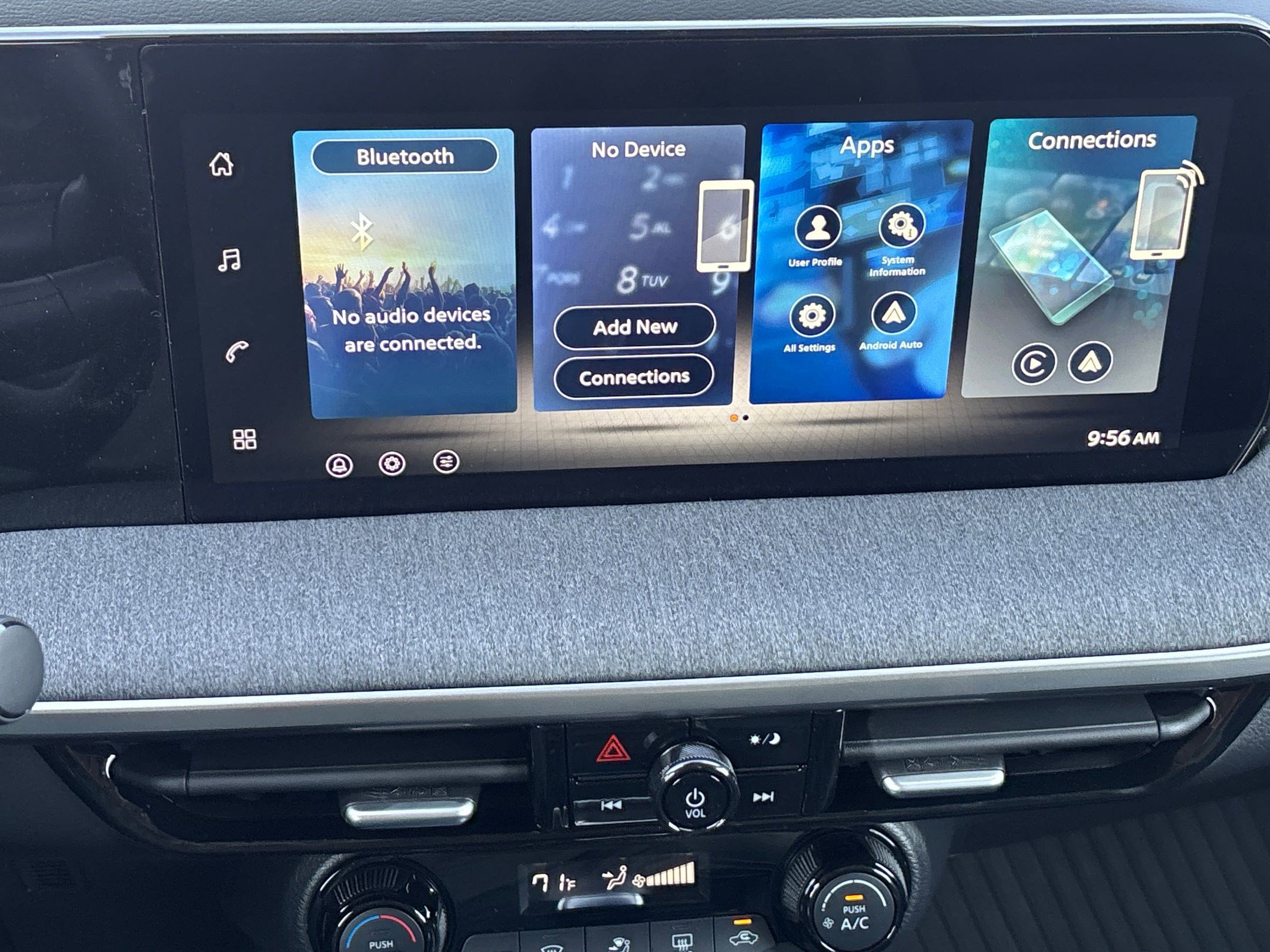 2026 Nissan Kicks SV photo 24