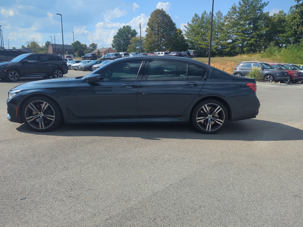 2019 Bmw 750i Sedan photo 6