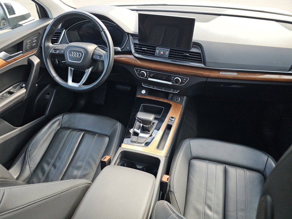 2022 Audi Q5 45 S line Premium photo 25