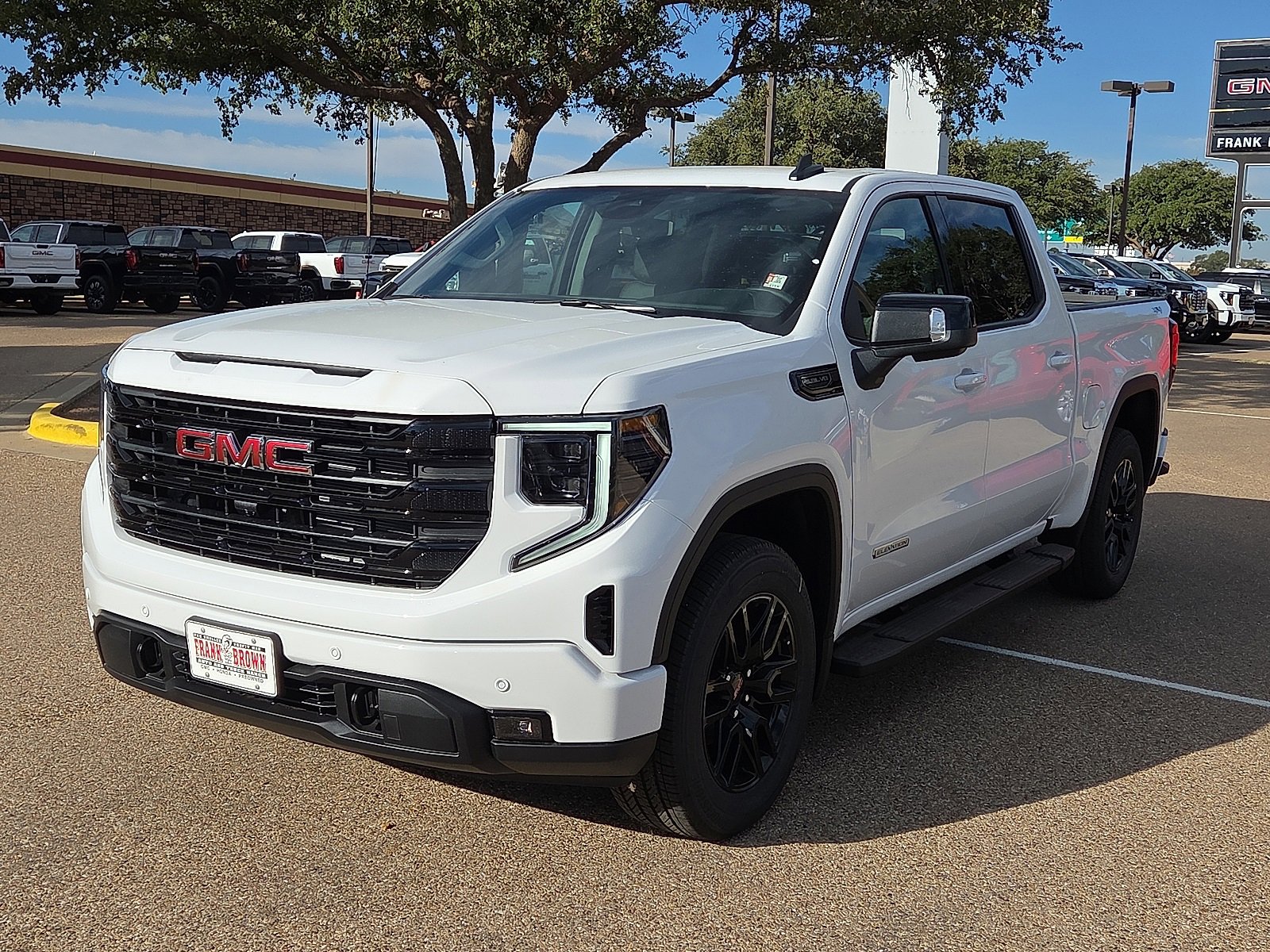 2026 GMC Sierra 1500 Elevation's photo