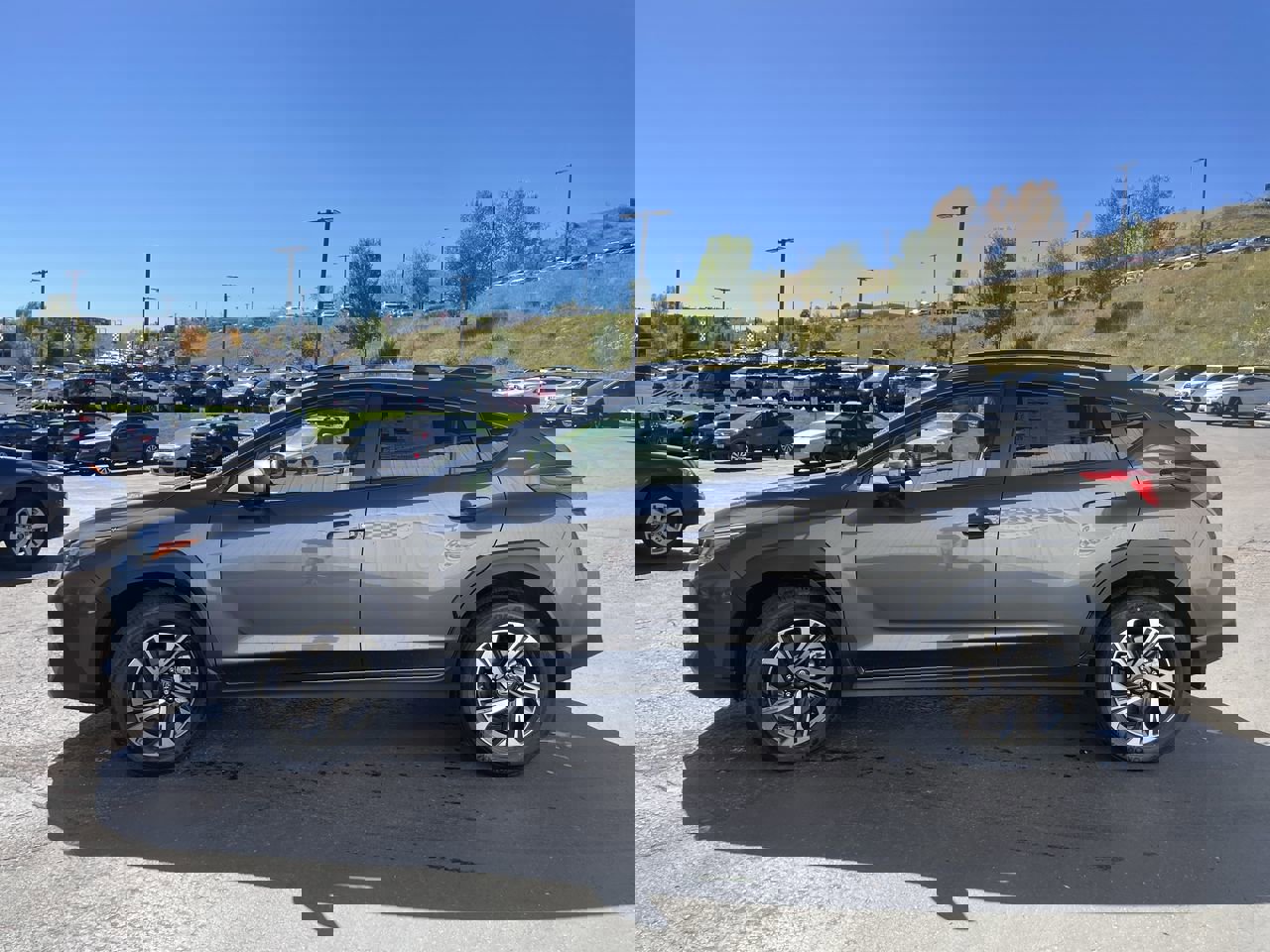 2025 Subaru Crosstrek Premium photo 4