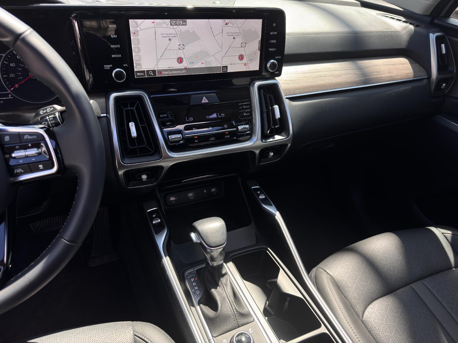 2023 Kia Sorento X-Line EX photo 13
