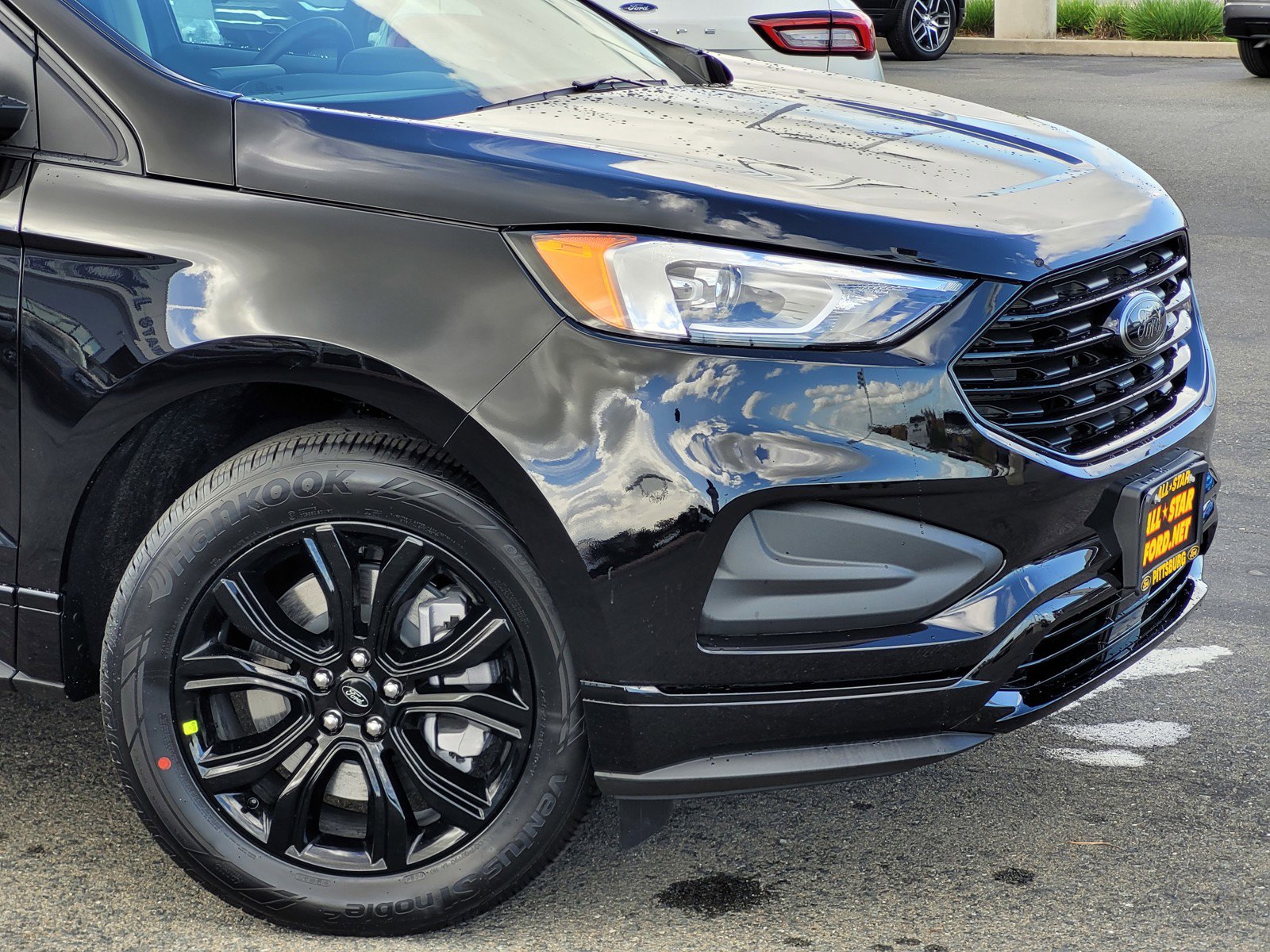 2024 Ford Edge SE photo 3