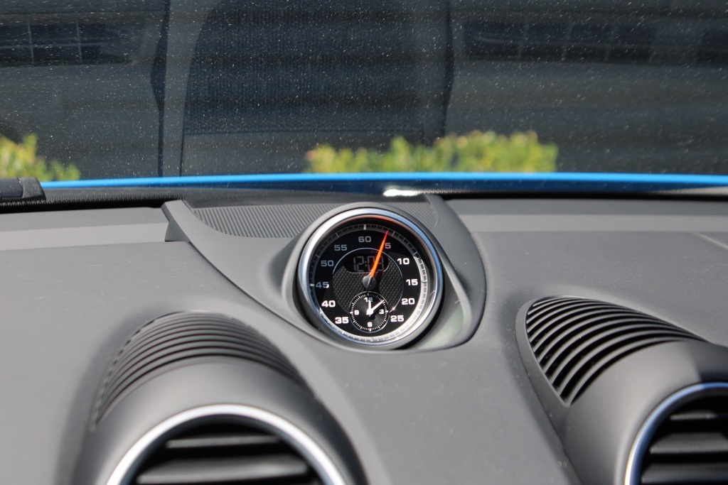 2025 Porsche Cayman photo 20