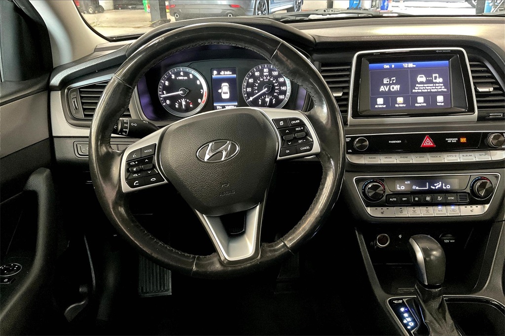 2019 Hyundai Sonata SEL photo 4