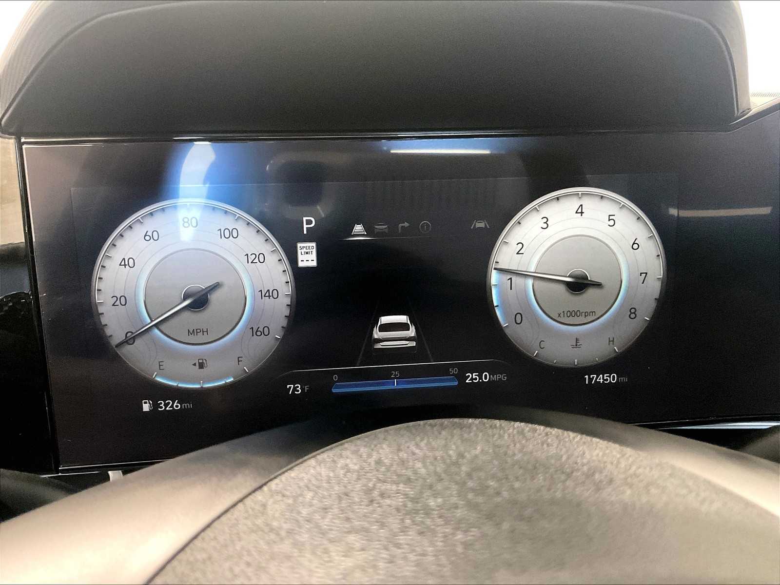 2024 Hyundai Elantra SEL photo 24