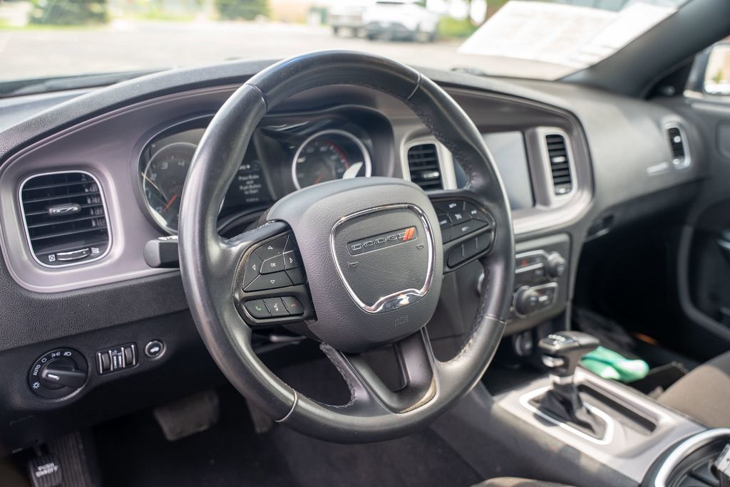 2023 Dodge Charger SXT photo 18