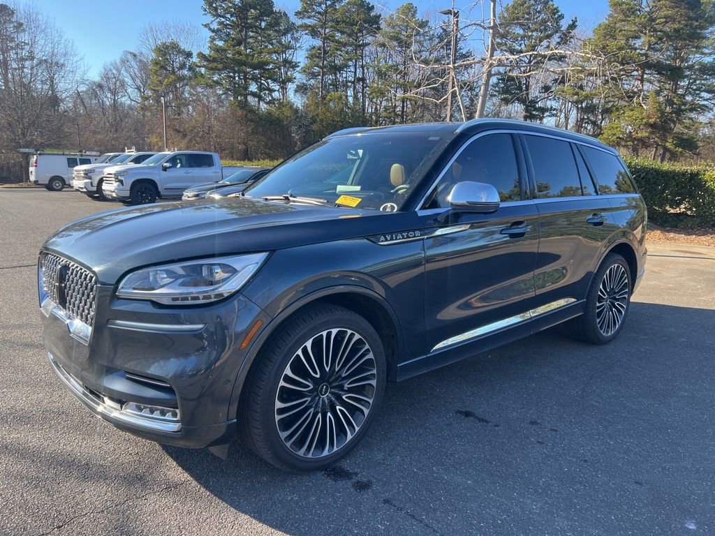 2021 Lincoln Aviator Black Label's photo