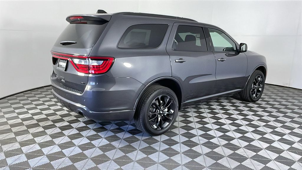 2025 Dodge Durango GT photo 4