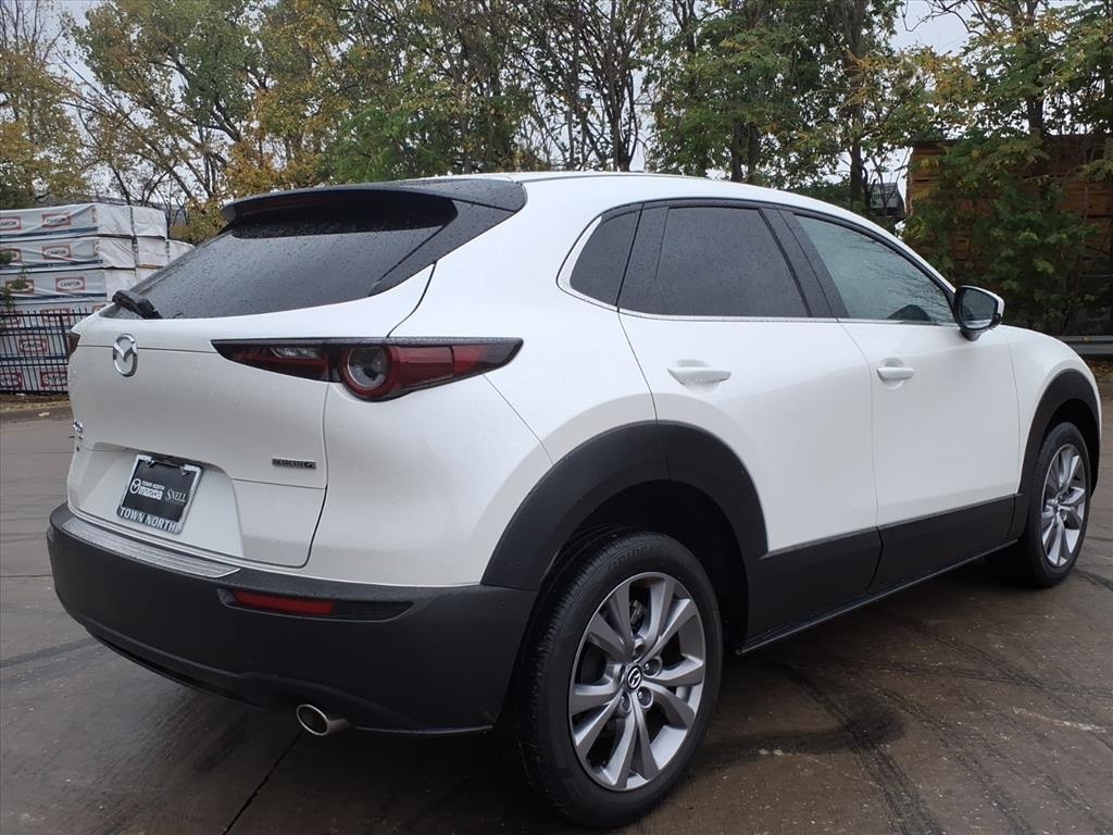 2022 Mazda CX-30 2.5 Select photo 3