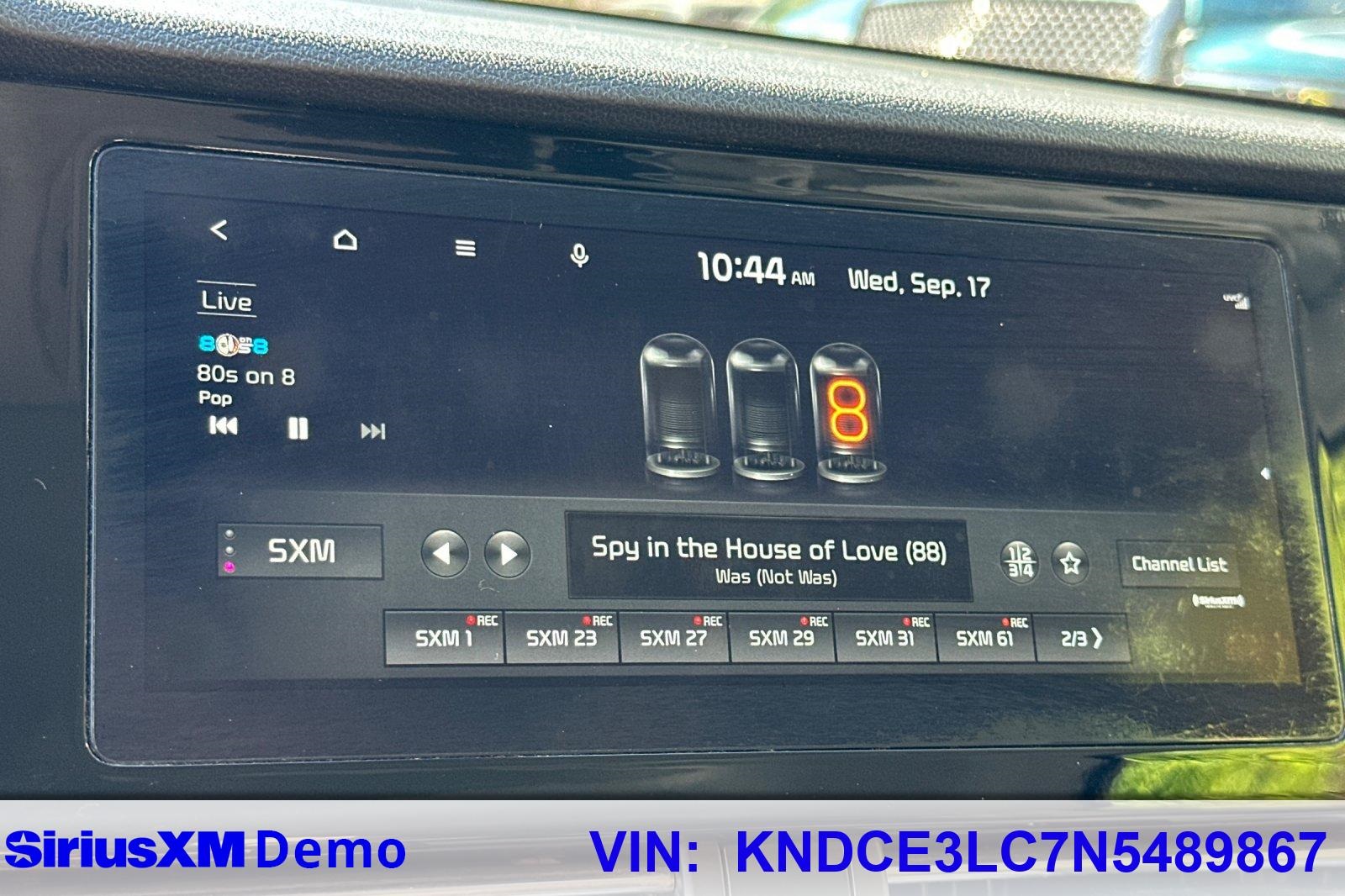 2022 Kia Niro EX Premium photo 35