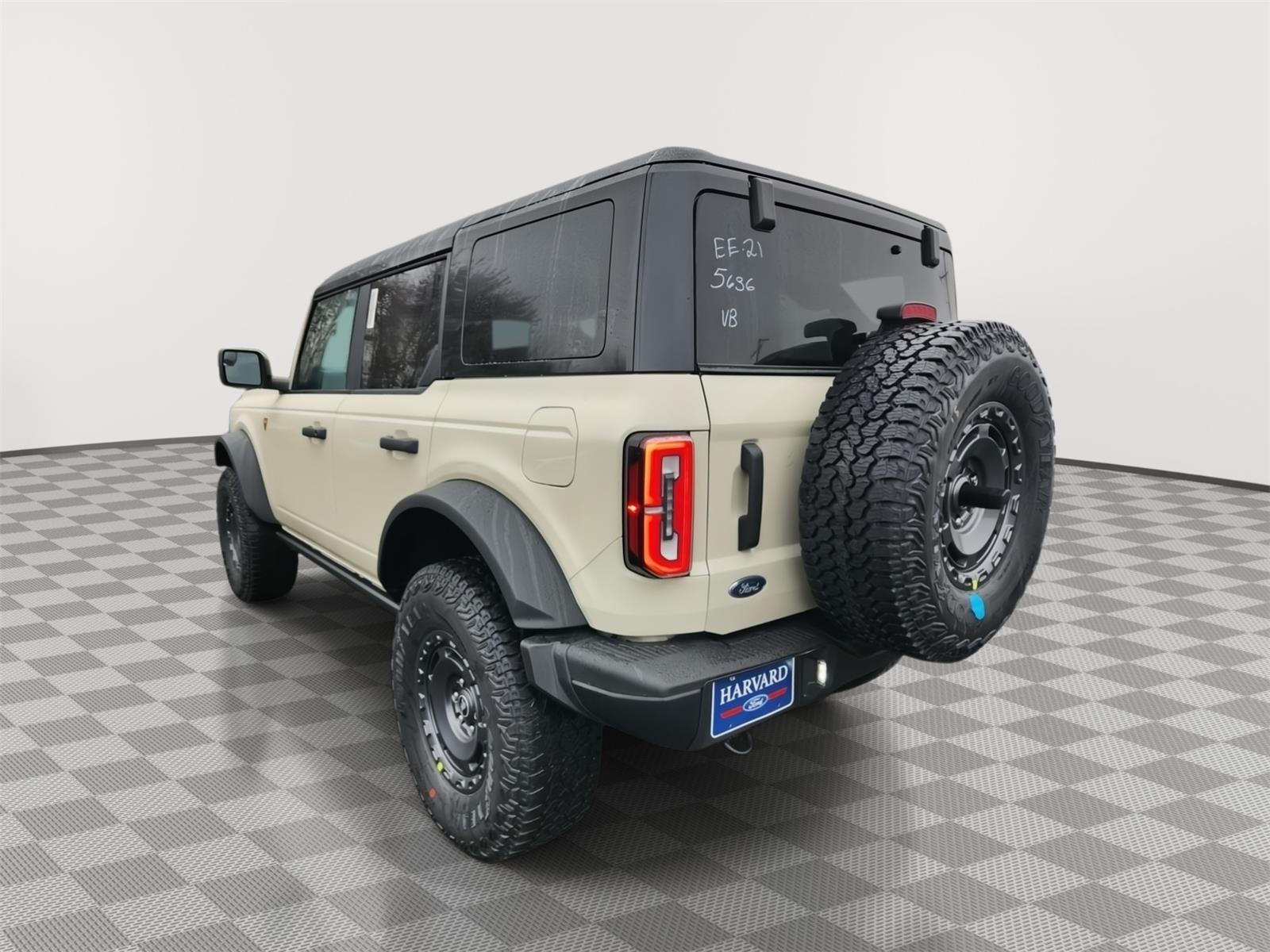 2025 Ford Bronco Badlands photo 4