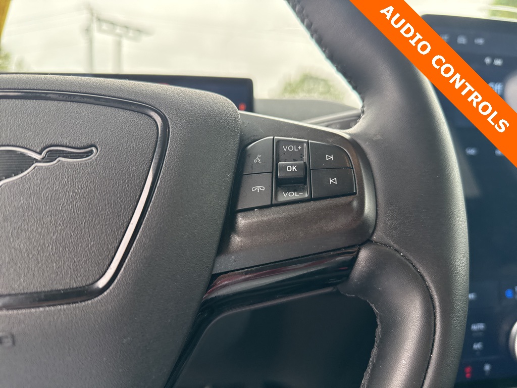 2023 Ford Mustang Mach-E Select photo 8