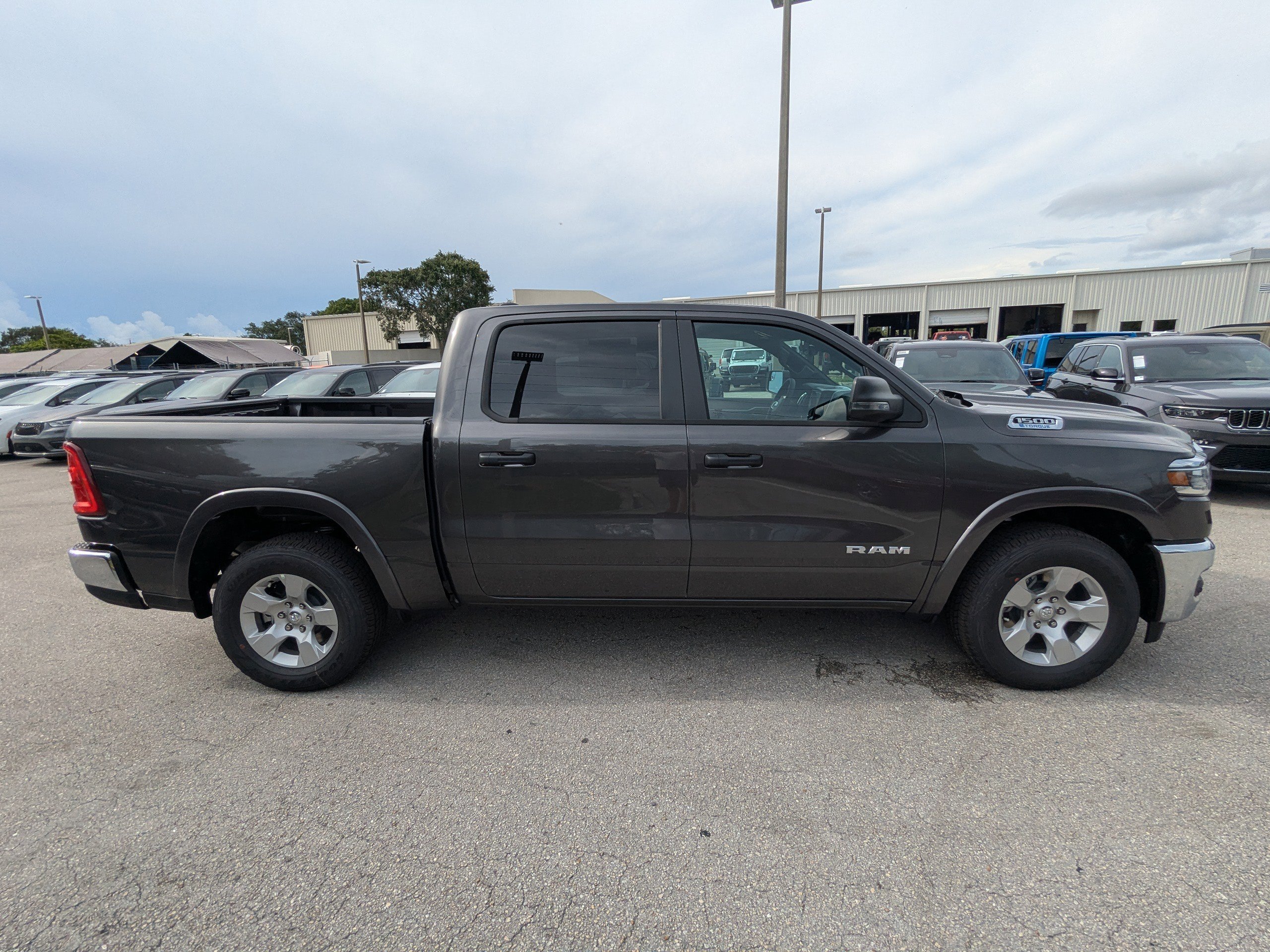 2025 Ram 1500 Big Horn photo 3