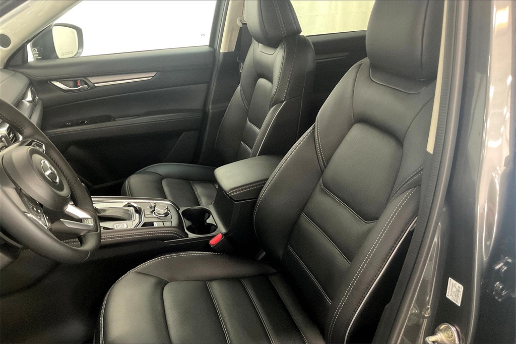 2025 MAZDA CX-5 - Image 8