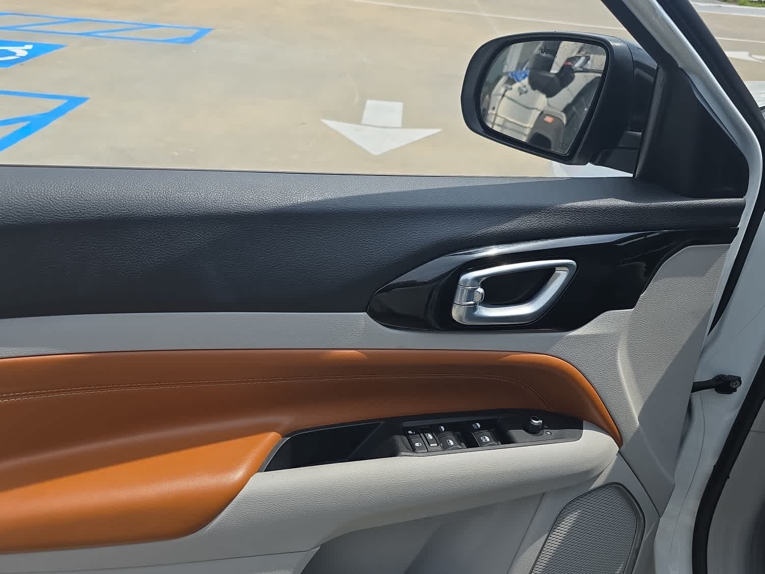 2023 Jeep Compass Limited photo 10