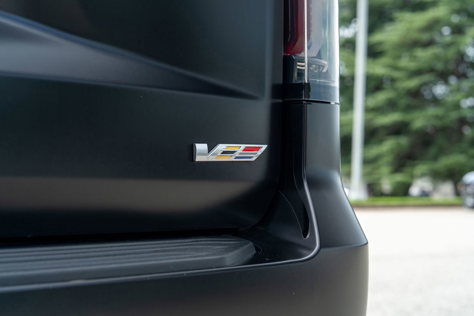 2023 Cadillac Escalade V-Series photo 13