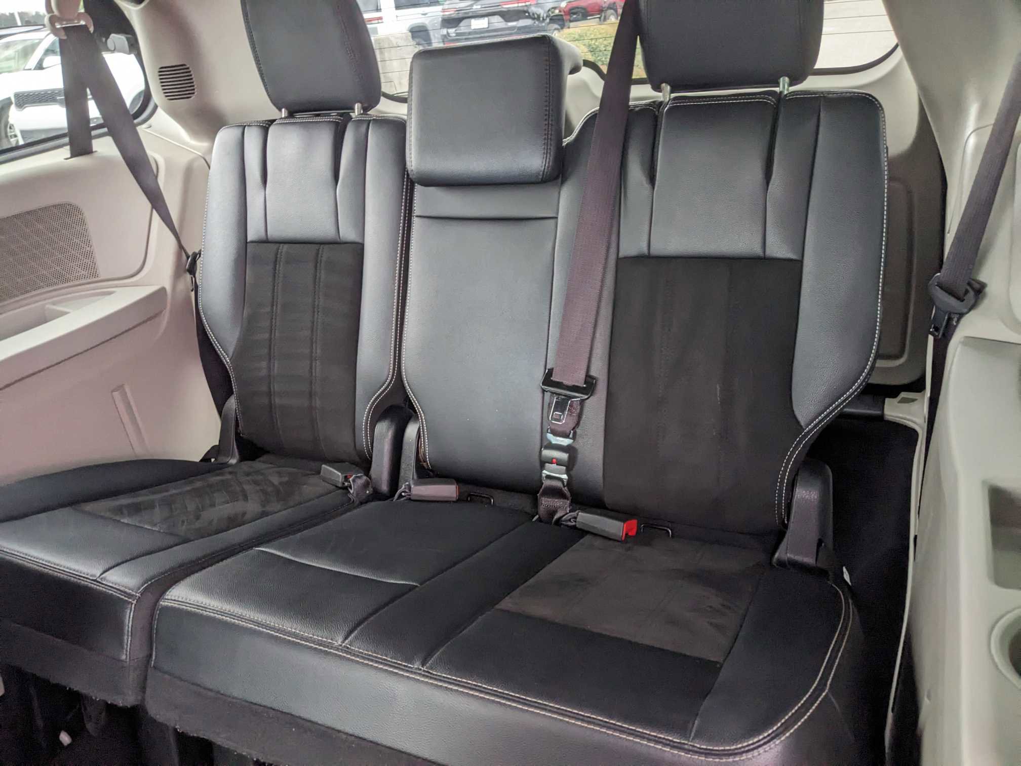 PreOwned 2019 Dodge Grand Caravan SXT Minivan, Passenger in Goldsboro