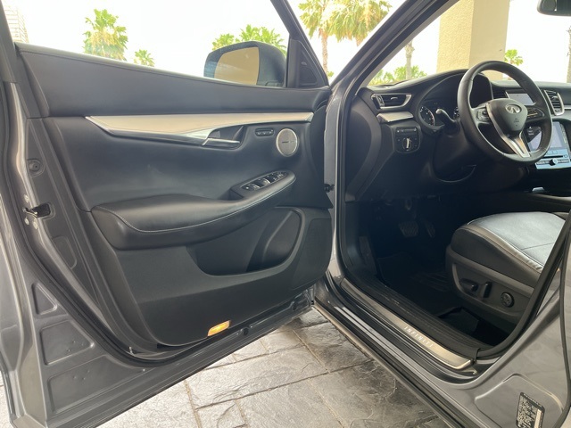 2022 Infiniti QX50 Essential photo 29