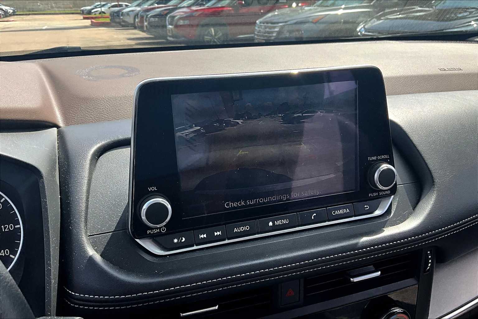 2023 Nissan Rogue SV photo 24