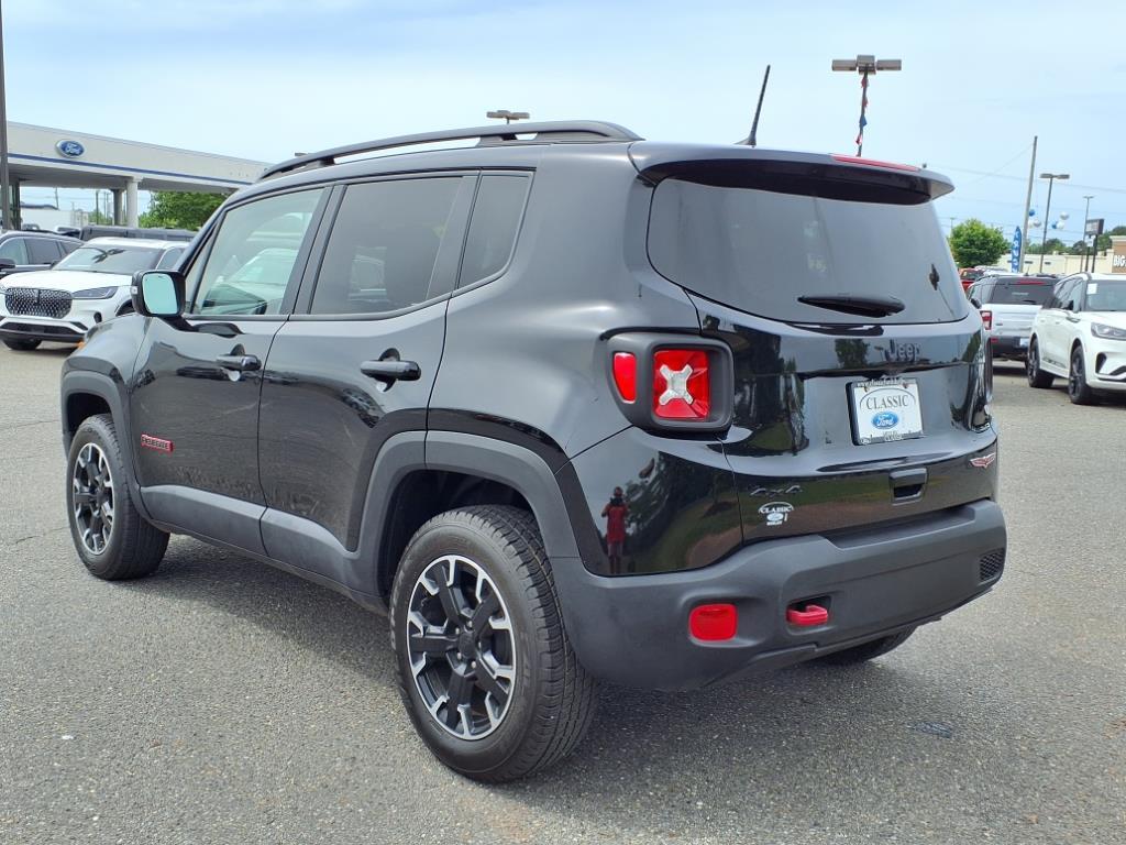2023 Jeep Renegade Trailhawk photo 16