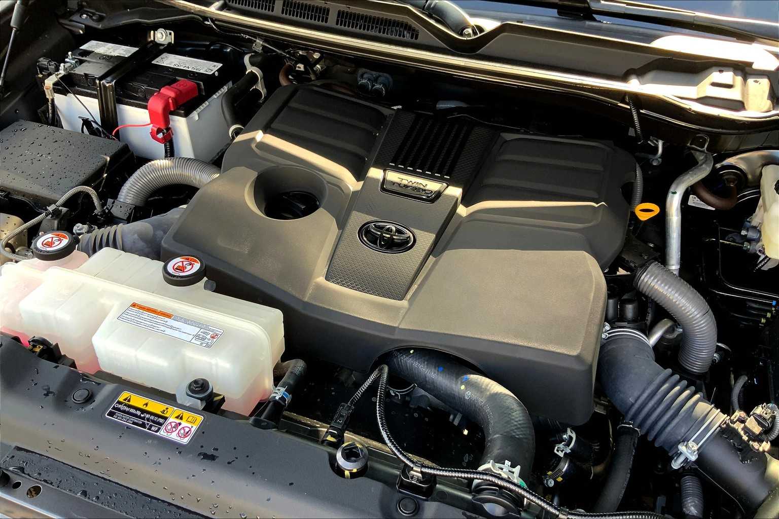 2024 Toyota Tundra SR5 Double Cab photo 28