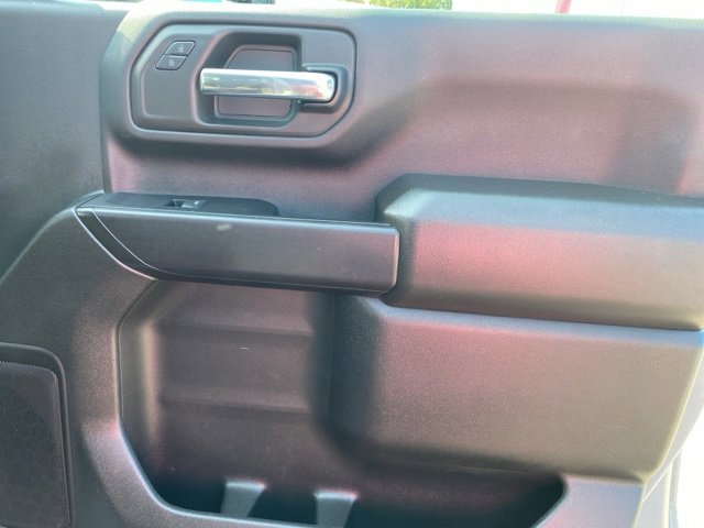 2024 Chevrolet Silverado 2500HD Custom photo 29