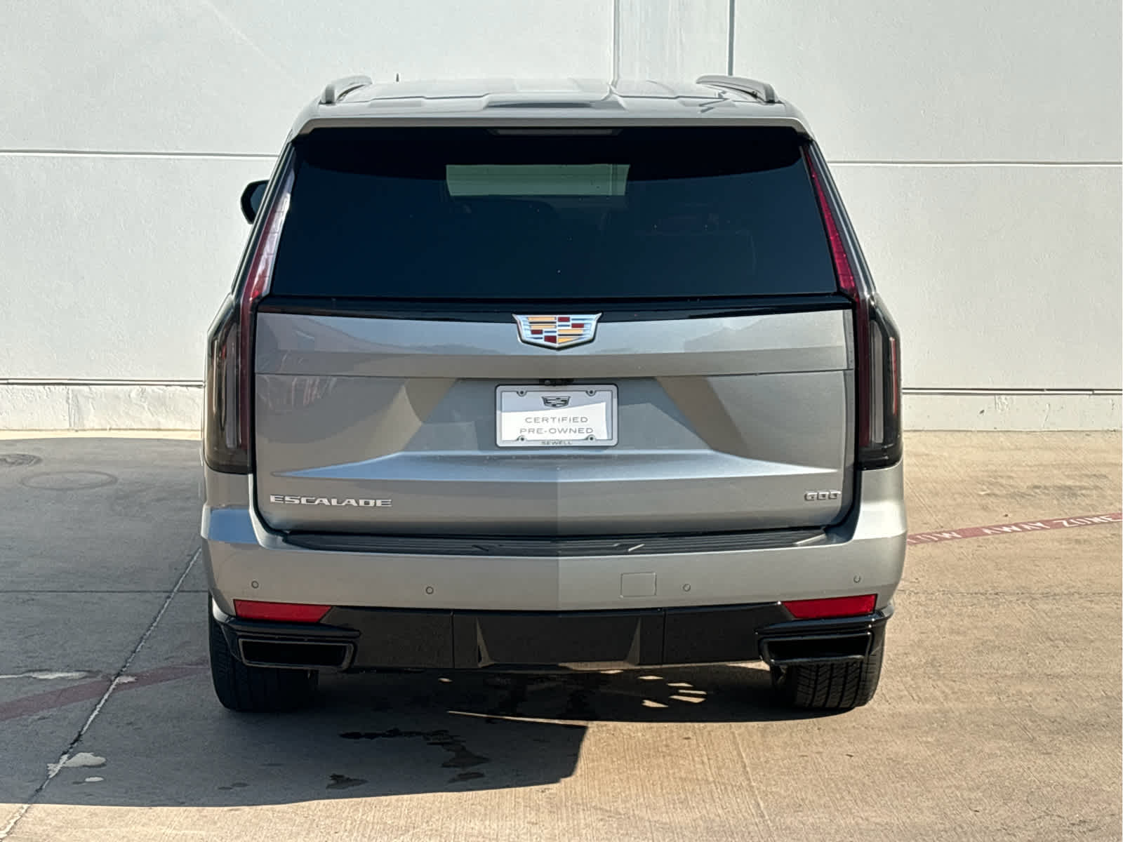 2023 Cadillac Escalade ESV Sport photo 5