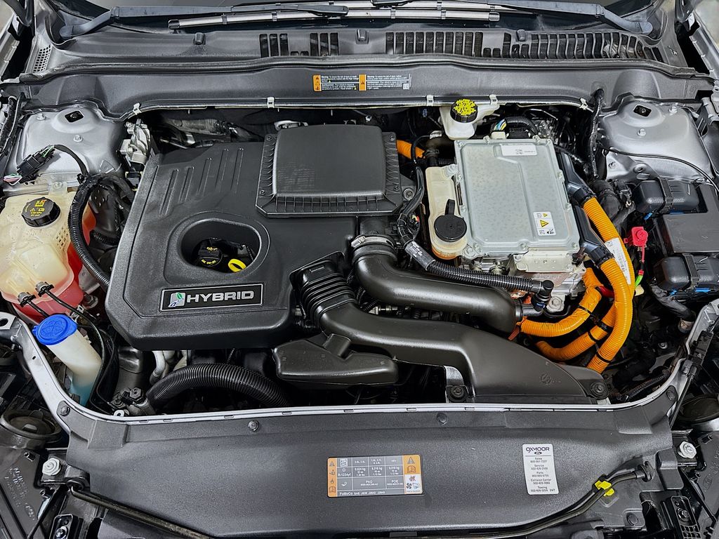 2020 Ford Fusion Hybrid SE photo 30