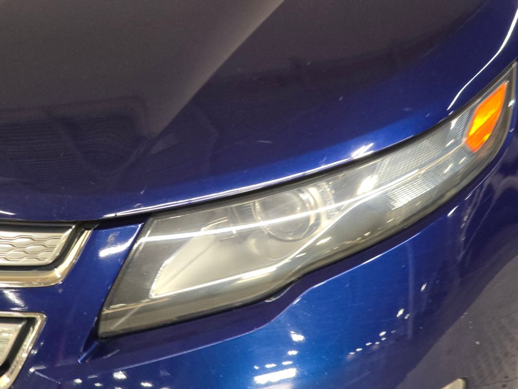 2013 Chevrolet Volt Base photo 11