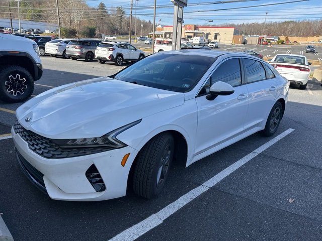 2021 Kia K5 LXS photo 2