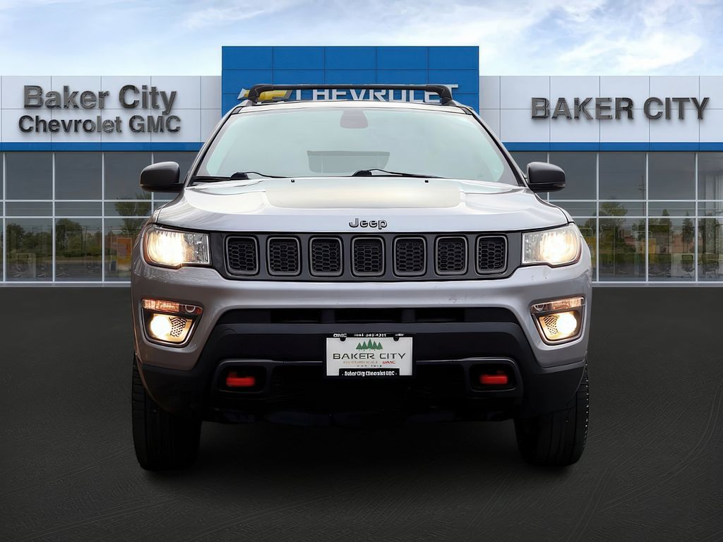 2017 Jeep Compass Trailhawk photo 2