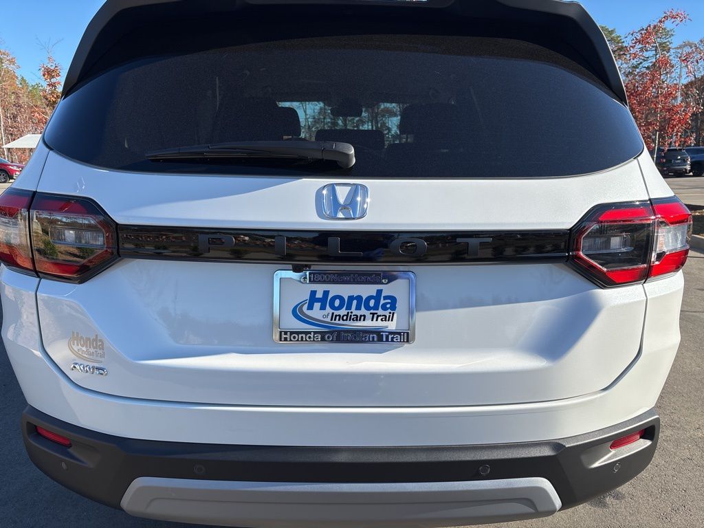2025 Honda Pilot EX-L photo 4