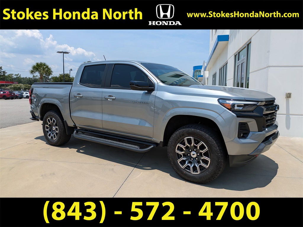 2023 Chevrolet Colorado Z71 photo 2