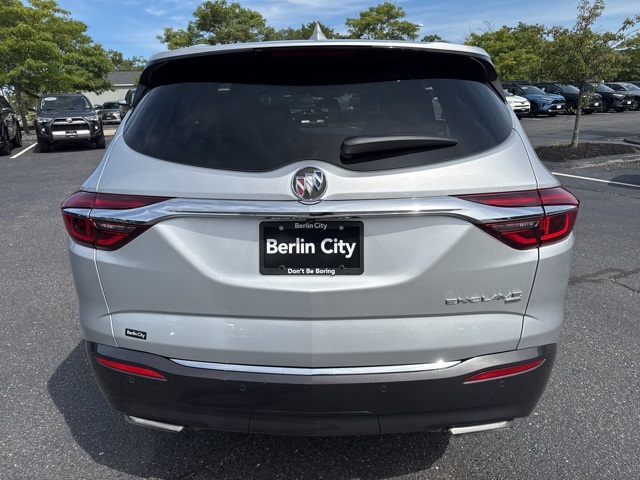2019 Buick Enclave Essence photo 3