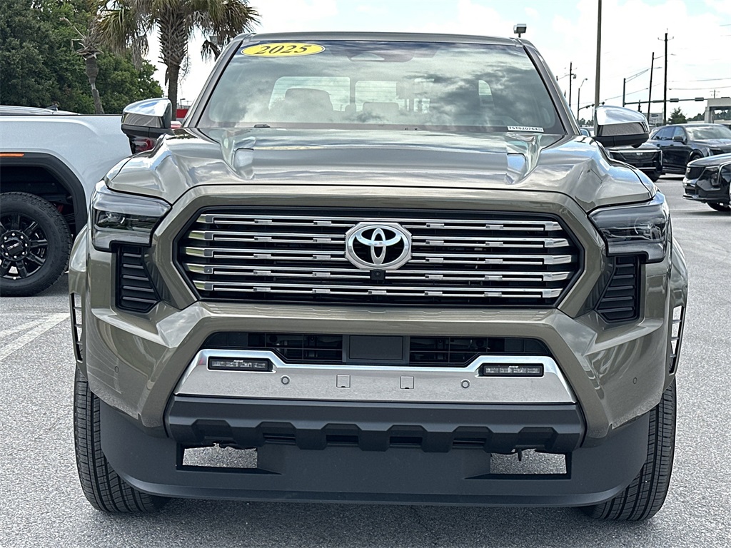 2025 Toyota Tacoma Limited photo 3
