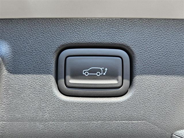 2026 Hyundai Kona Limited photo 9