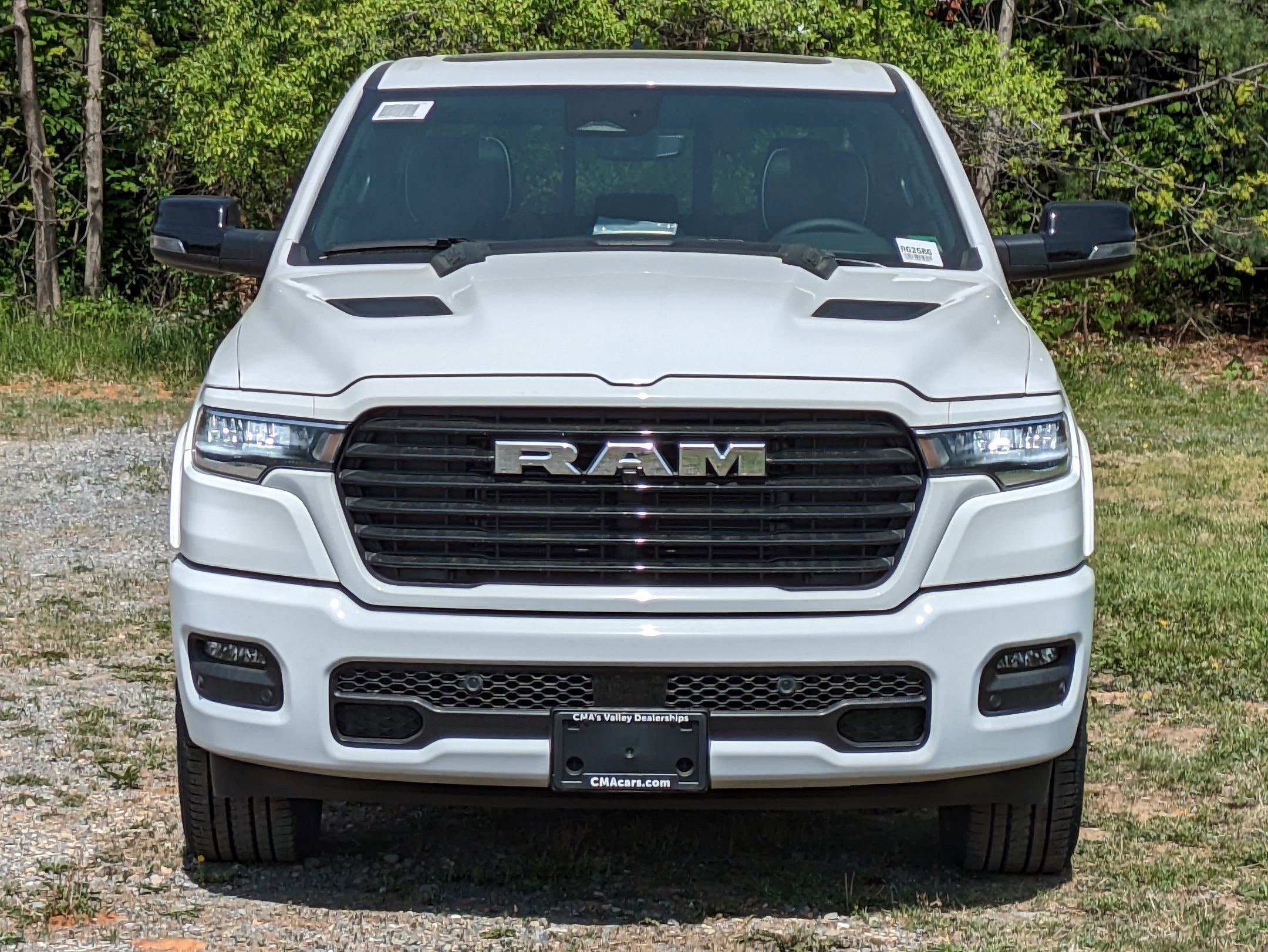 2025 Ram 1500 Laramie photo 2