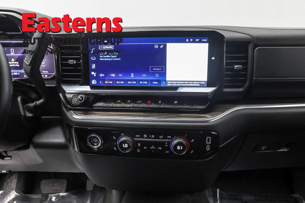 2024 Chevrolet Silverado 1500 LT photo 10