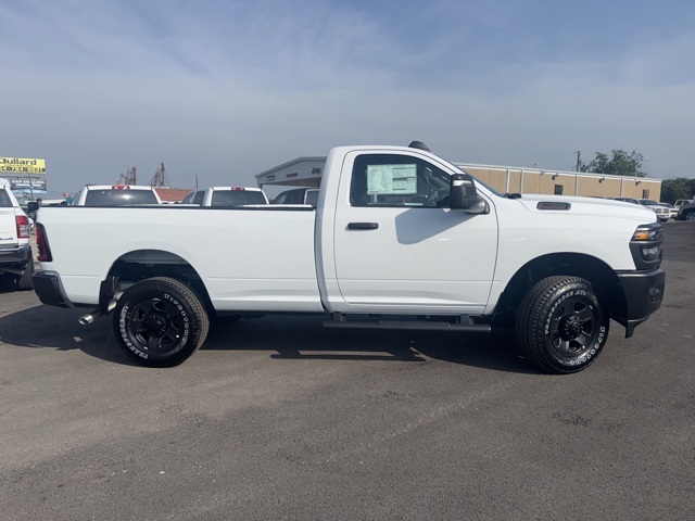 2025 Ram 2500 Tradesman photo 3