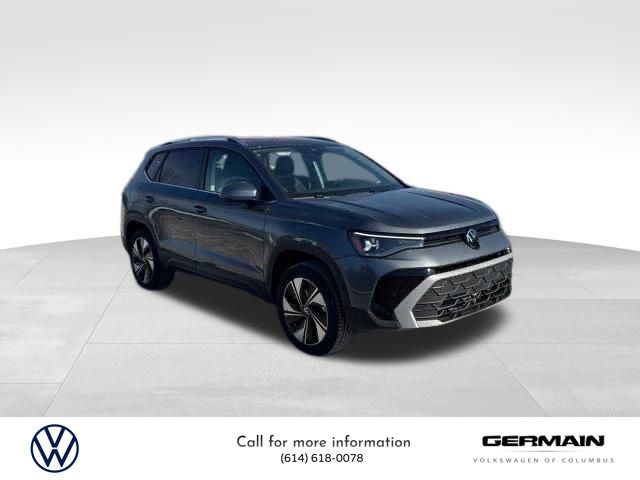 2025 Volkswagen Taos SE photo 3