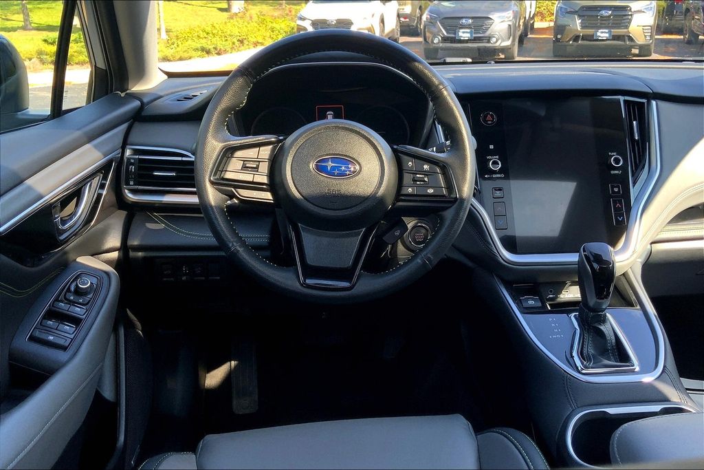 2024 Subaru Outback Onyx Edition photo 2