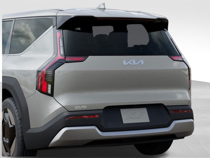 2026 Kia EV9 Light photo 13