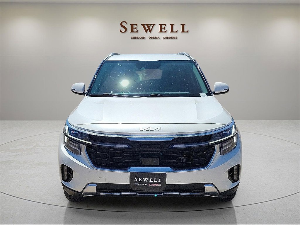 2024 Kia Seltos SX photo 8